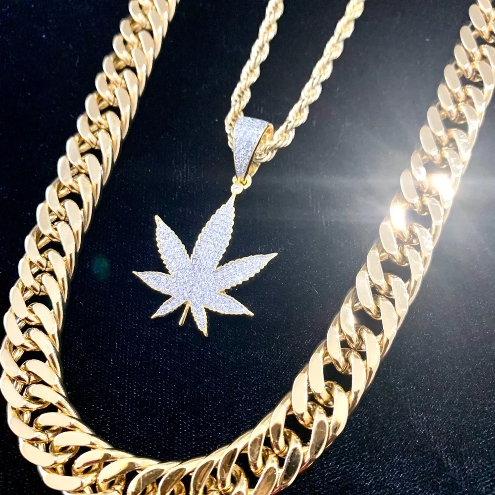 LEAF CANNABIS 420 CHARM PENDANT 18K GOLD CHAIN NECKLACE MADE IN ITALY! WARRANTY!
